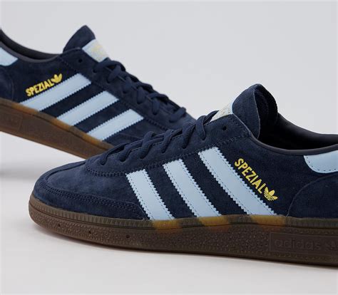 Adidas spezial size 3